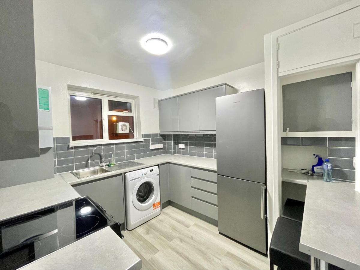 Fabulous 3 Bedroom Flat Sleeps 6 London Exterior foto